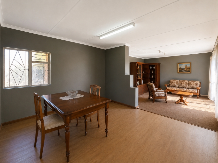4 Bedroom Property for Sale in Ladybrand Free State